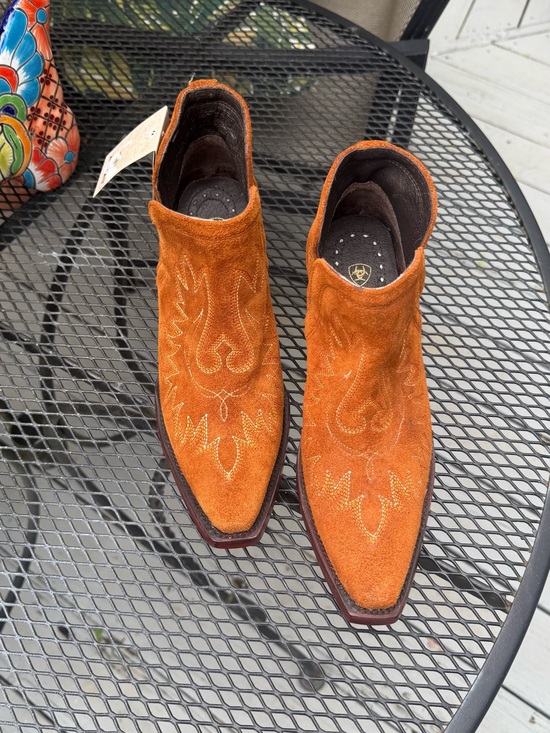 Ariat Shoes - Ariat Dixon Terra Suede Western Ankle Boots